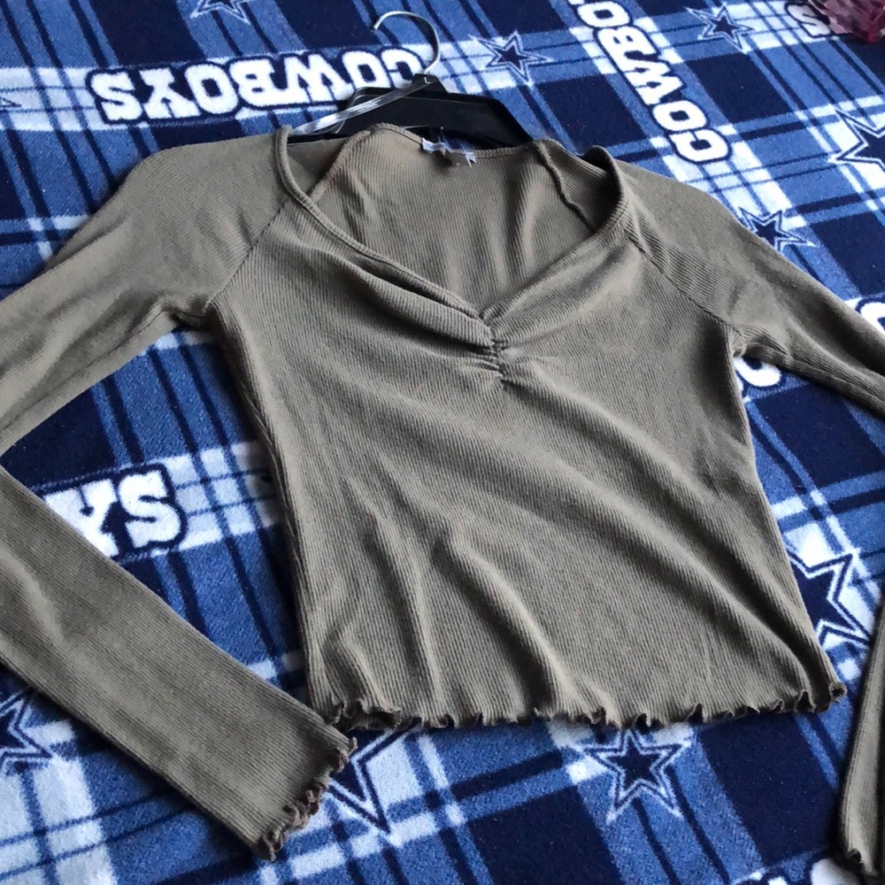 Cropped Long Sleeve